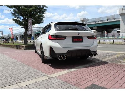 صورة 2 لـ 2023 BMW 3 SERIES