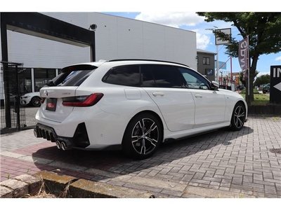 صورة 10 لـ 2023 BMW 3 SERIES