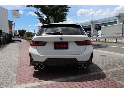 صورة 8 لـ 2023 BMW 3 SERIES