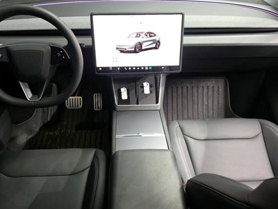 TESLA MODEL Y - 5