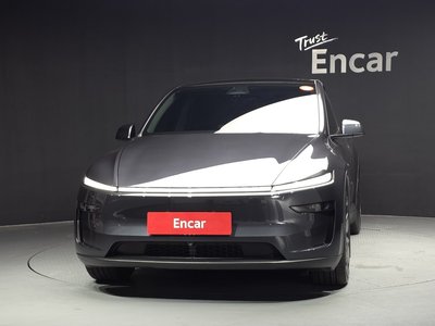 TESLA MODEL Y - 2