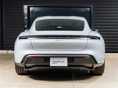 2024 Porsche TAYCAN 照片 5