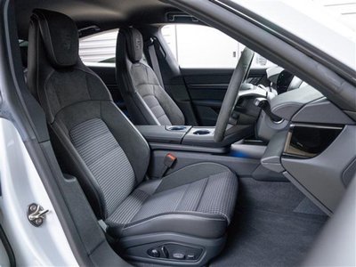 2024 Porsche TAYCAN 照片 10