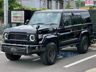 TOYOTA LAND CRUISER 70 - 10
