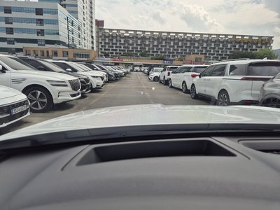 2022 Genesis GV80 photo 8