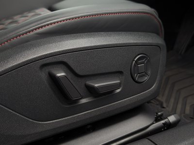 صورة مصغرة 31 لـ 2023 AUDI S3 SEDAN