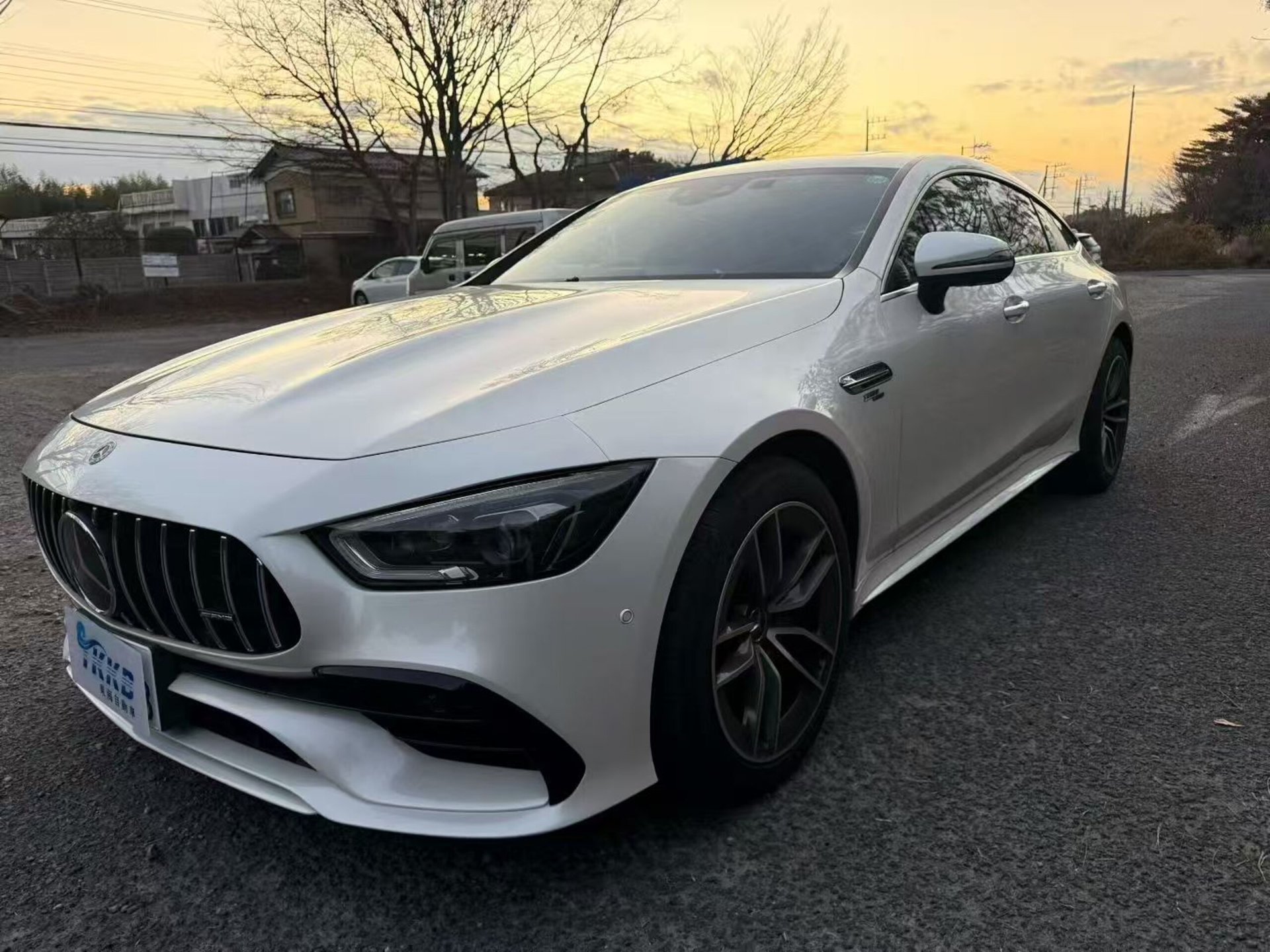 MERCEDES-BENZ GT 4-DOOR COUPE AMG - View 1