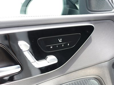 صورة مصغرة 48 لـ 2025 MERCEDES-BENZ C-CLASS