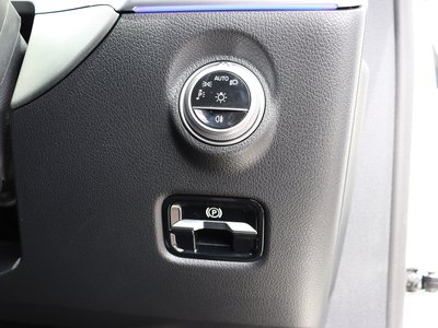 صورة مصغرة 44 لـ 2025 MERCEDES-BENZ C-CLASS