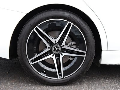 صورة مصغرة 13 لـ 2025 MERCEDES-BENZ C-CLASS