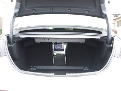 صورة مصغرة 18 لـ 2025 MERCEDES-BENZ C-CLASS