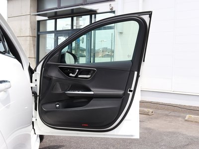 صورة مصغرة 49 لـ 2025 MERCEDES-BENZ C-CLASS
