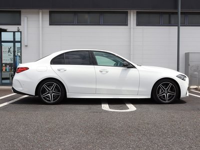 2025 MERCEDES-BENZ C-CLASS photo 7
