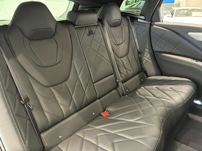 2024 BMW XM — миниатюра 13