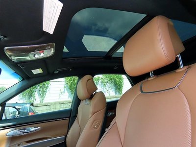 2022 Genesis GV70 thumbnail 18