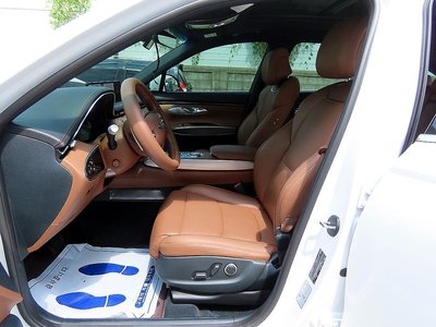 2022 Genesis GV70 photo 10