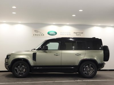 LAND ROVER DEFENDER - 10