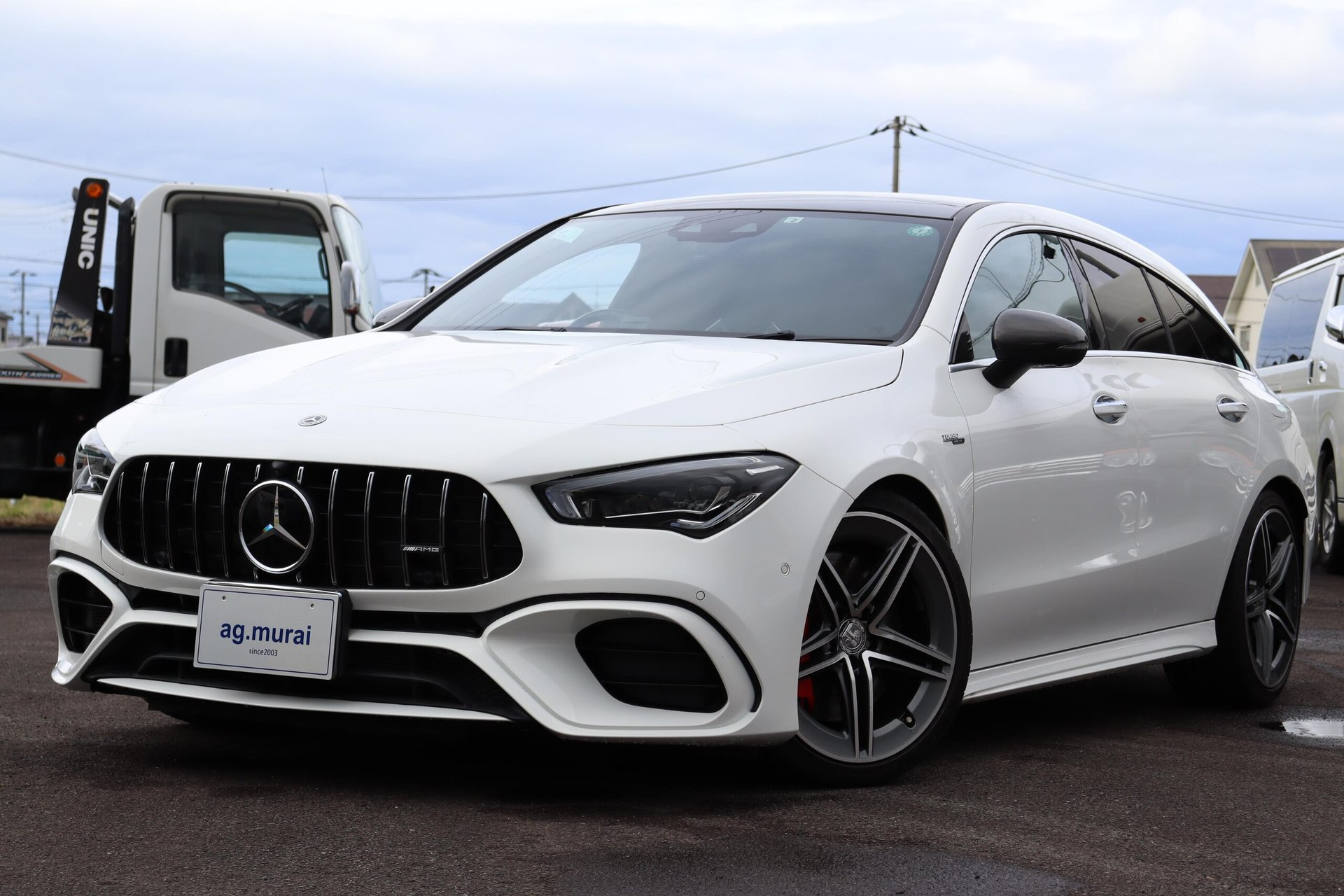 MERCEDES-BENZ CLA SHOOTING BRAKE AMG - View 1