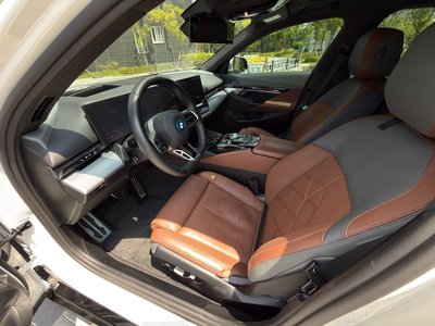 2024 BMW I5 photo 4