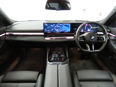 صورة مصغرة 6 لـ 2025 BMW 5 SERIES TOURING
