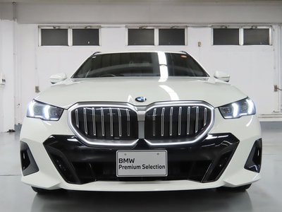 صورة مصغرة 9 لـ 2025 BMW 5 SERIES TOURING