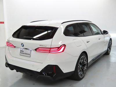 صورة مصغرة 20 لـ 2025 BMW 5 SERIES TOURING