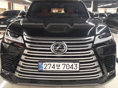 صورة 1 لـ 2025 Lexus LX