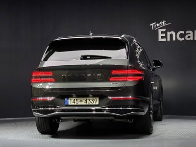 GENESIS GV80 - 3