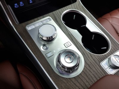 GENESIS GV80 - 9