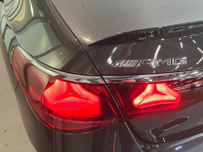 2025 Mercedes-BENZ E-CLASS AMG — миниатюра 12