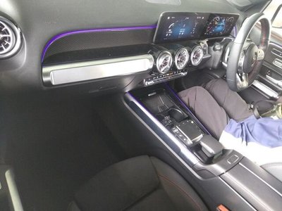 MERCEDES-BENZ GLB - 3