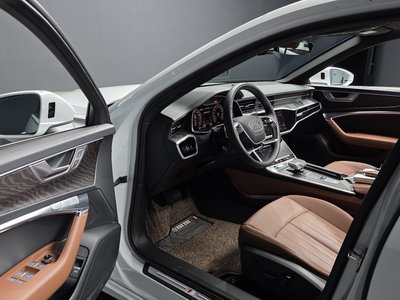 AUDI A6 - 10