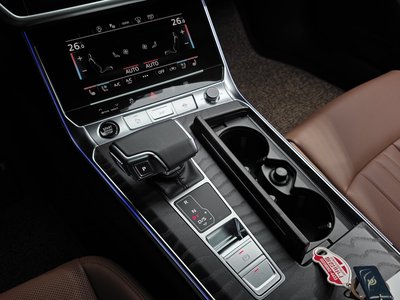 AUDI A6 - 9