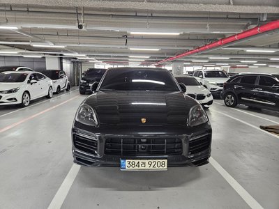 2022 Porsche CAYENNE photo 5