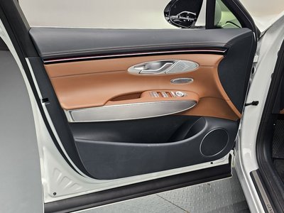 2024 Genesis GV70 — миниатюра 14