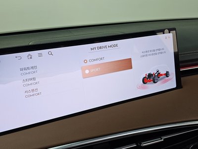 2024 Genesis GV70 — миниатюра 30
