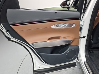 2024 Genesis GV70 — миниатюра 15