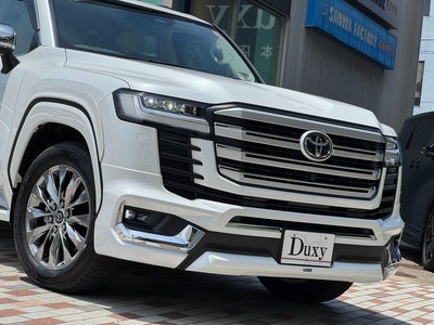 TOYOTA LAND CRUISER 300 - 9