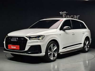 2022 AUDI Q7 photo 1