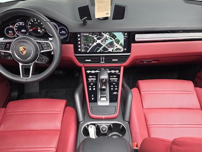 PORSCHE CAYENNE - 5