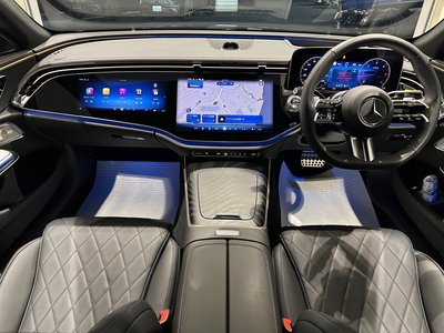 MERCEDES-BENZ E-CLASS - 3