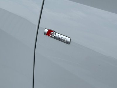 2022 AUDI Q8 — миниатюра 13