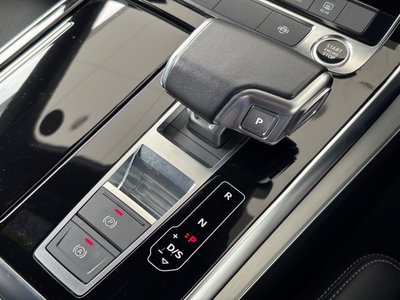 2022 AUDI Q8 — миниатюра 35
