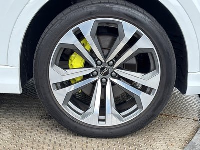 2022 AUDI Q8 — миниатюра 12