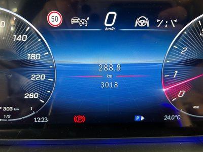 MERCEDES-BENZ GLS - 8