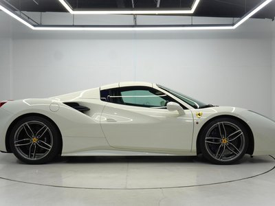 2017 Ferrari 488 SPIDER photo 12