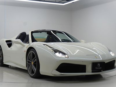 2017 Ferrari 488 SPIDER photo 3