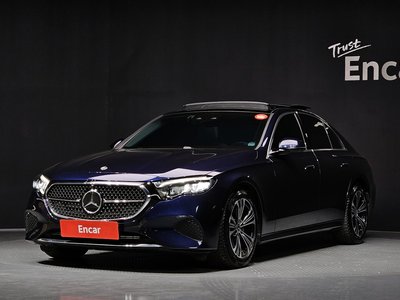 MERCEDES-BENZ E-CLASS - 1