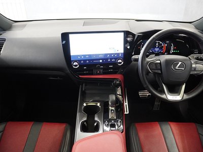 2023 Lexus NX thumbnail 17