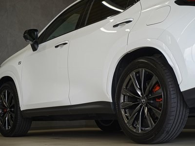 صورة 10 لـ 2023 Lexus NX